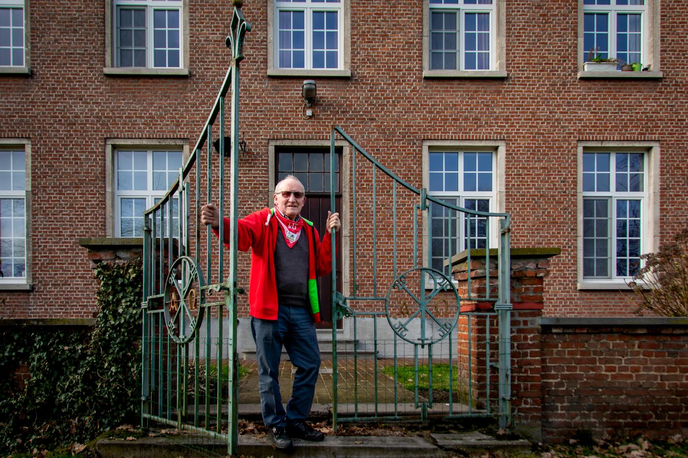 Raf Vermeulen proost van KLJ